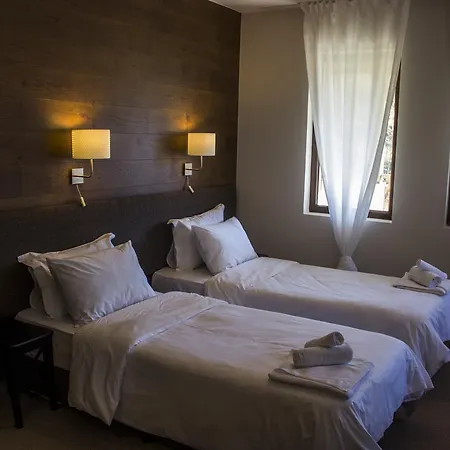 Trigrad Hotel Отель