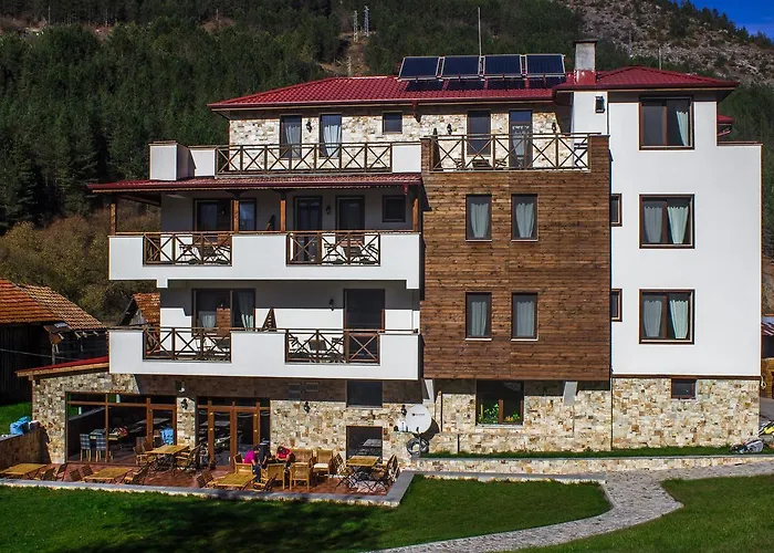 Trigrad Hotel 2* 特里格拉德